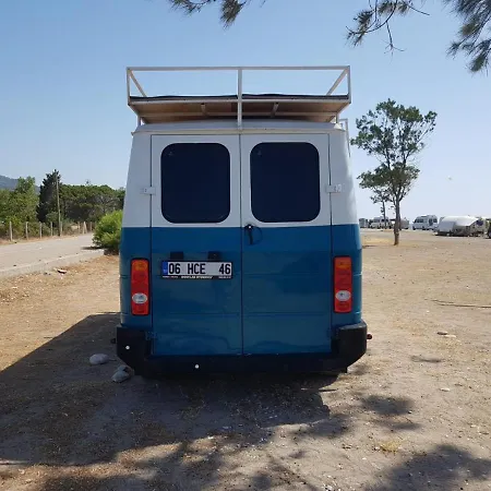 Ran Karavan Kemp *